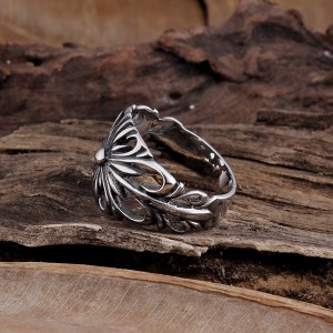 Retro Style Carved Pattern Geometric Personality Ring for Unisex